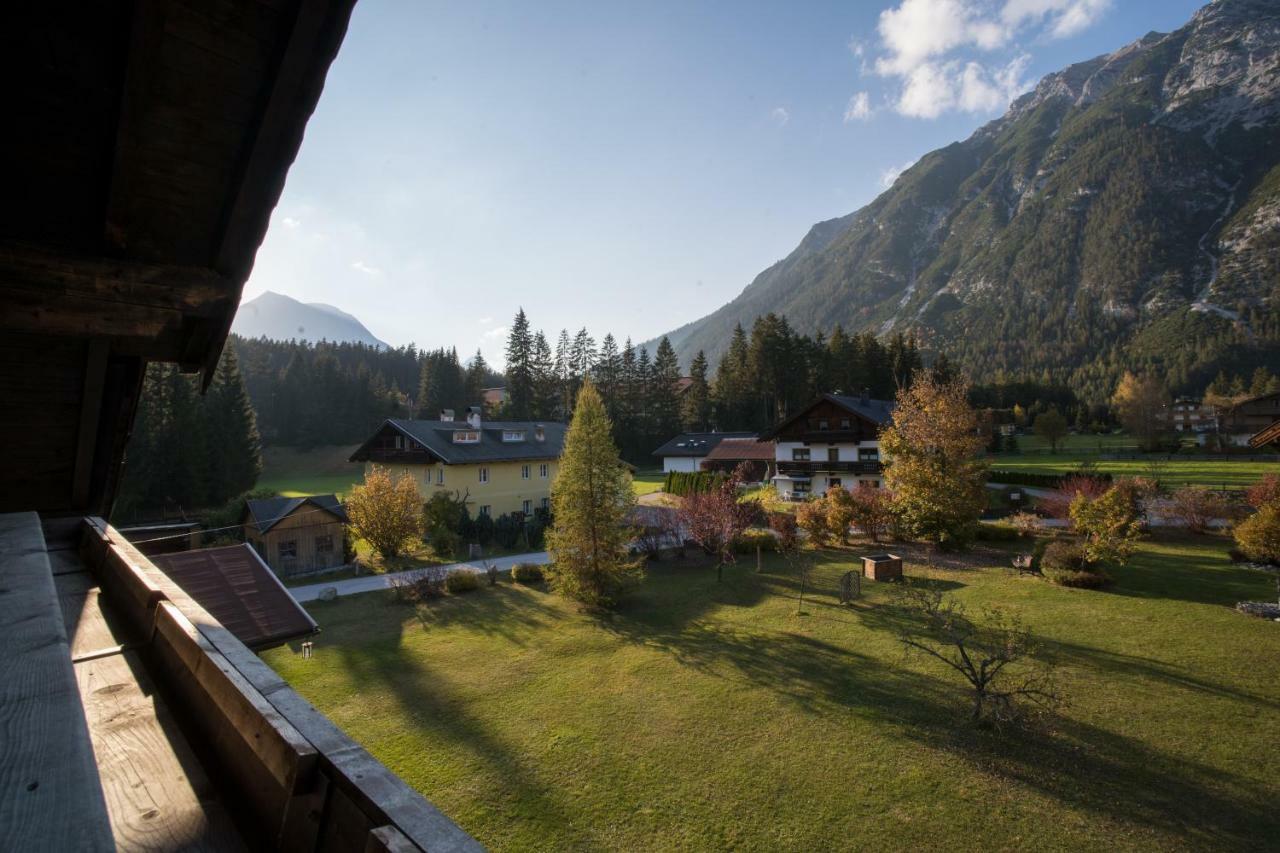 Ferienhaus Tannenblick Leutasch Exterior photo